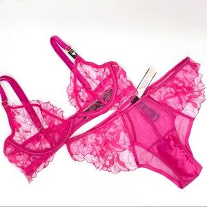 Victoria’s Secret Bra & Panty set NWT